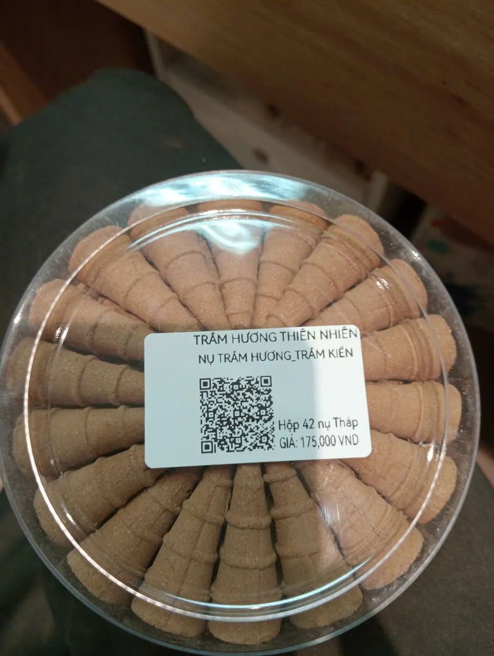 Premium Agarwood Incense Cones – Natural Vietnamese Oud (20 / 42 Cones Box)